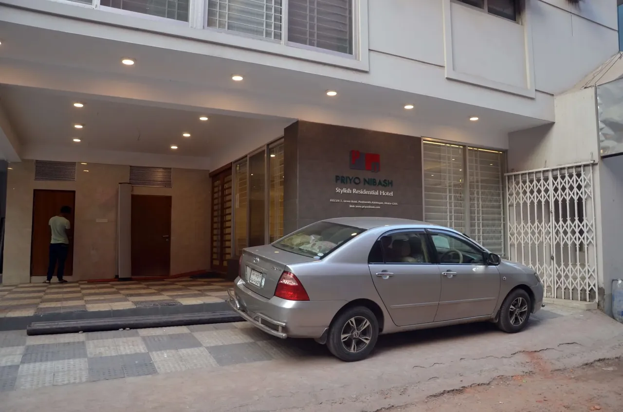 Priyo Nibash Stylish Residential Hotel