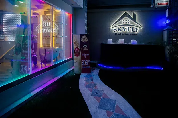 SkyFly Hotel & Restaurant