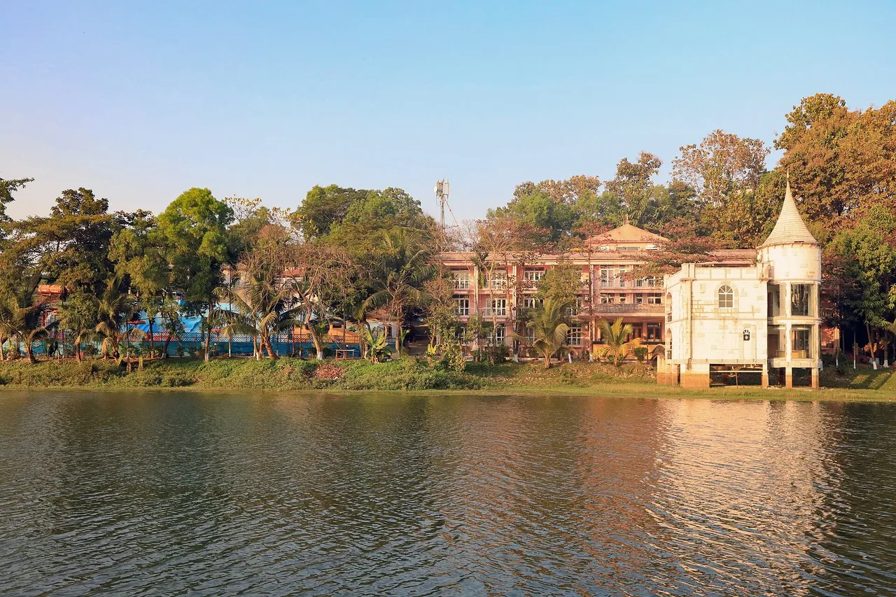 Foy's Lake Resort