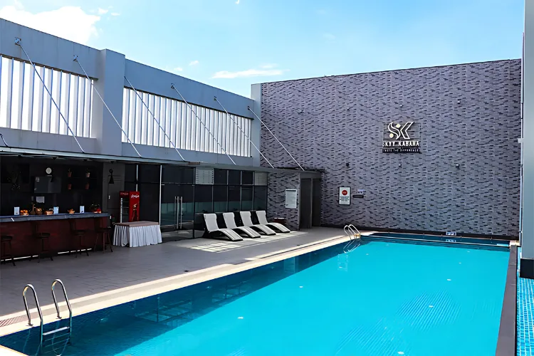 Rooftop swimming pool