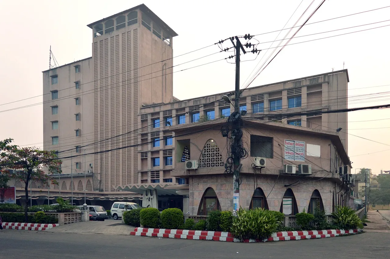 Front of Hotel Agrabad seen from Sabder Ali Road
