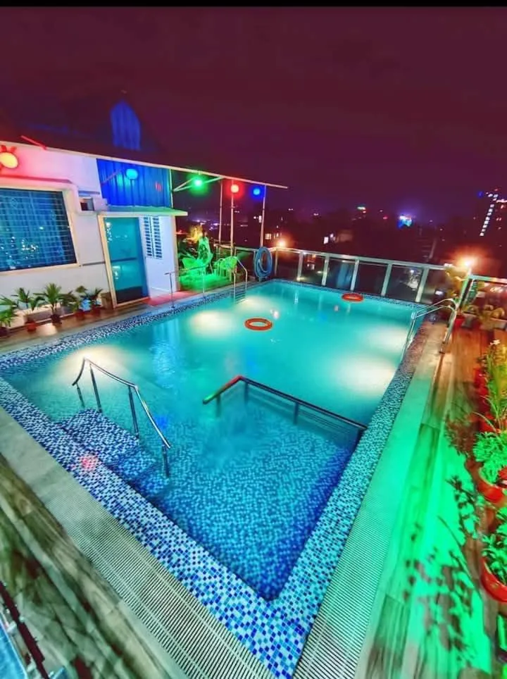 The Castle Inn Hotel & Restaurant Uttara
