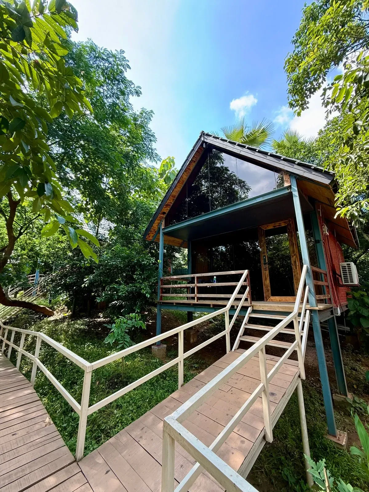 Premium SkyView cottage on stilts at Arshinagar Resort