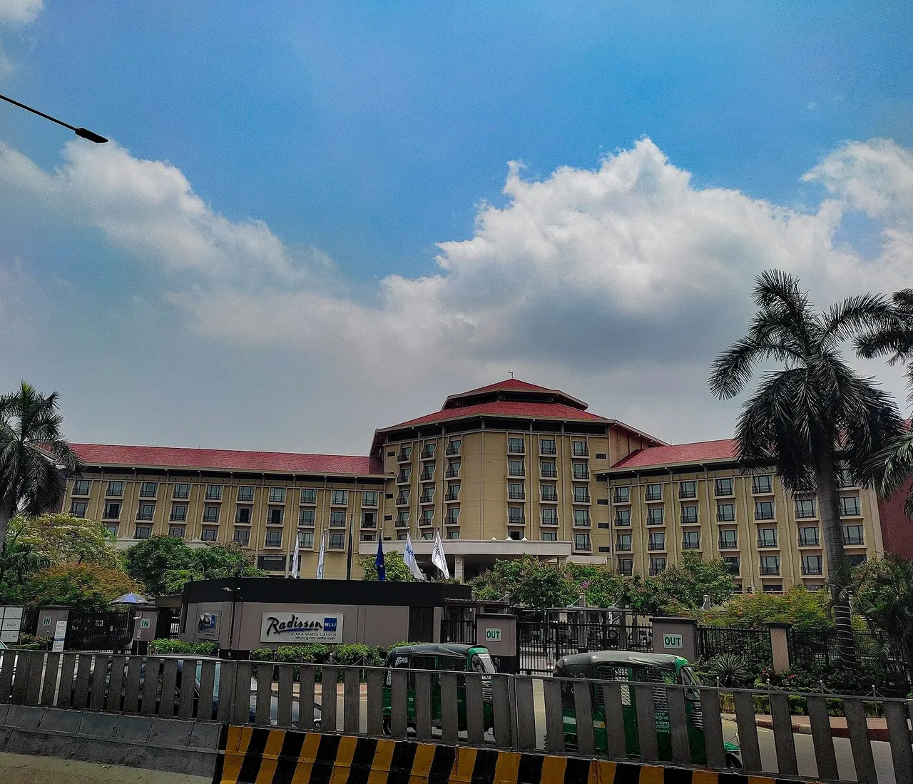 Radisson Blu Dhaka Water Garden