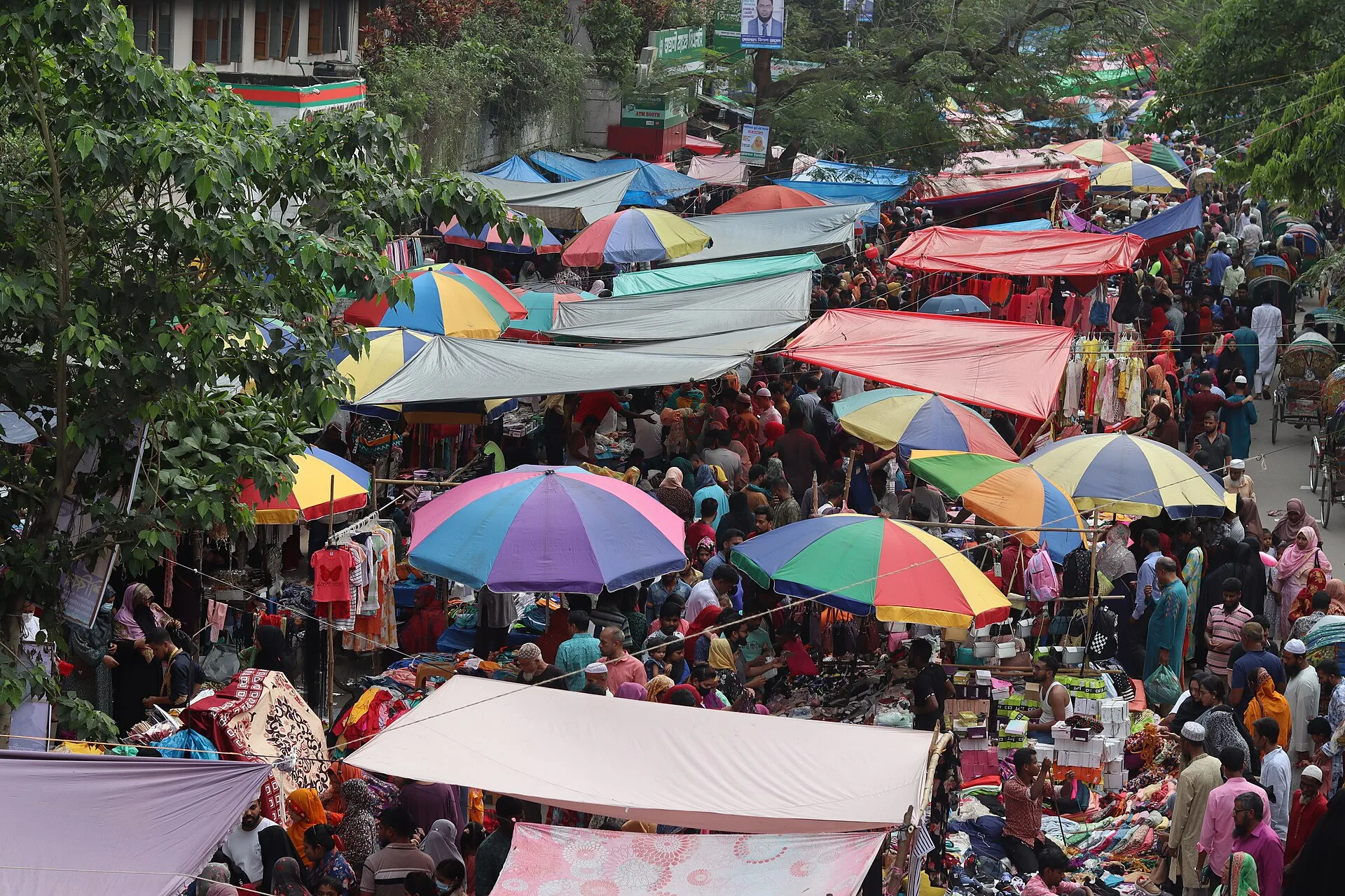Traditional Holiday Market at Motijheel,Dhaka